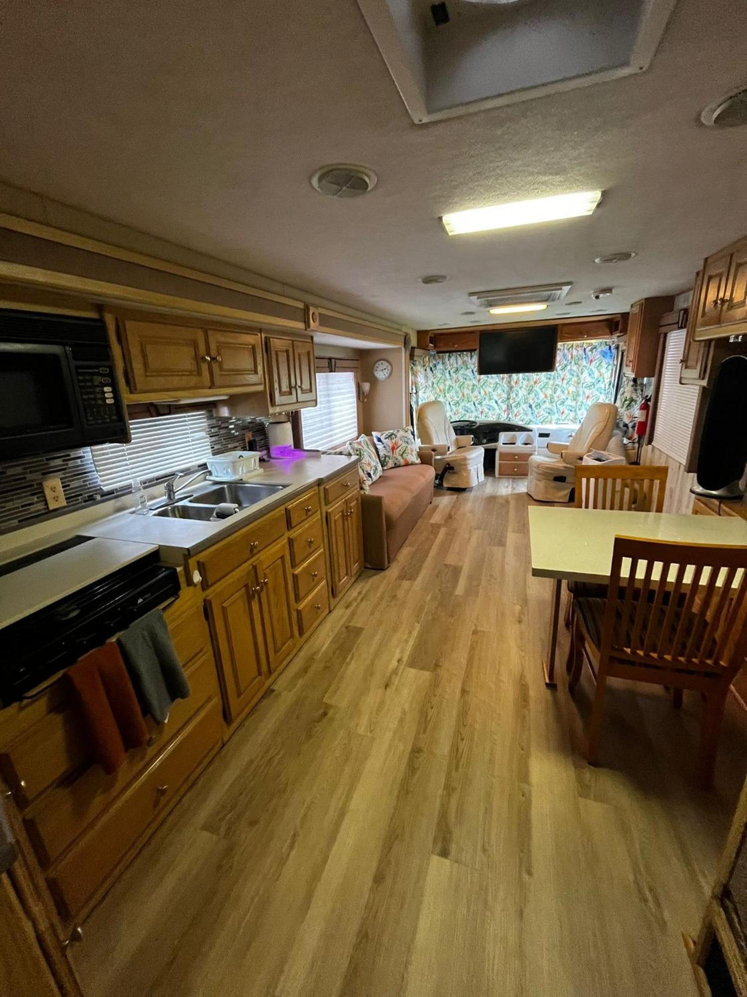 Remodeled And Comfortable Rv - Free Parking ميامي المظهر الخارجي الصورة