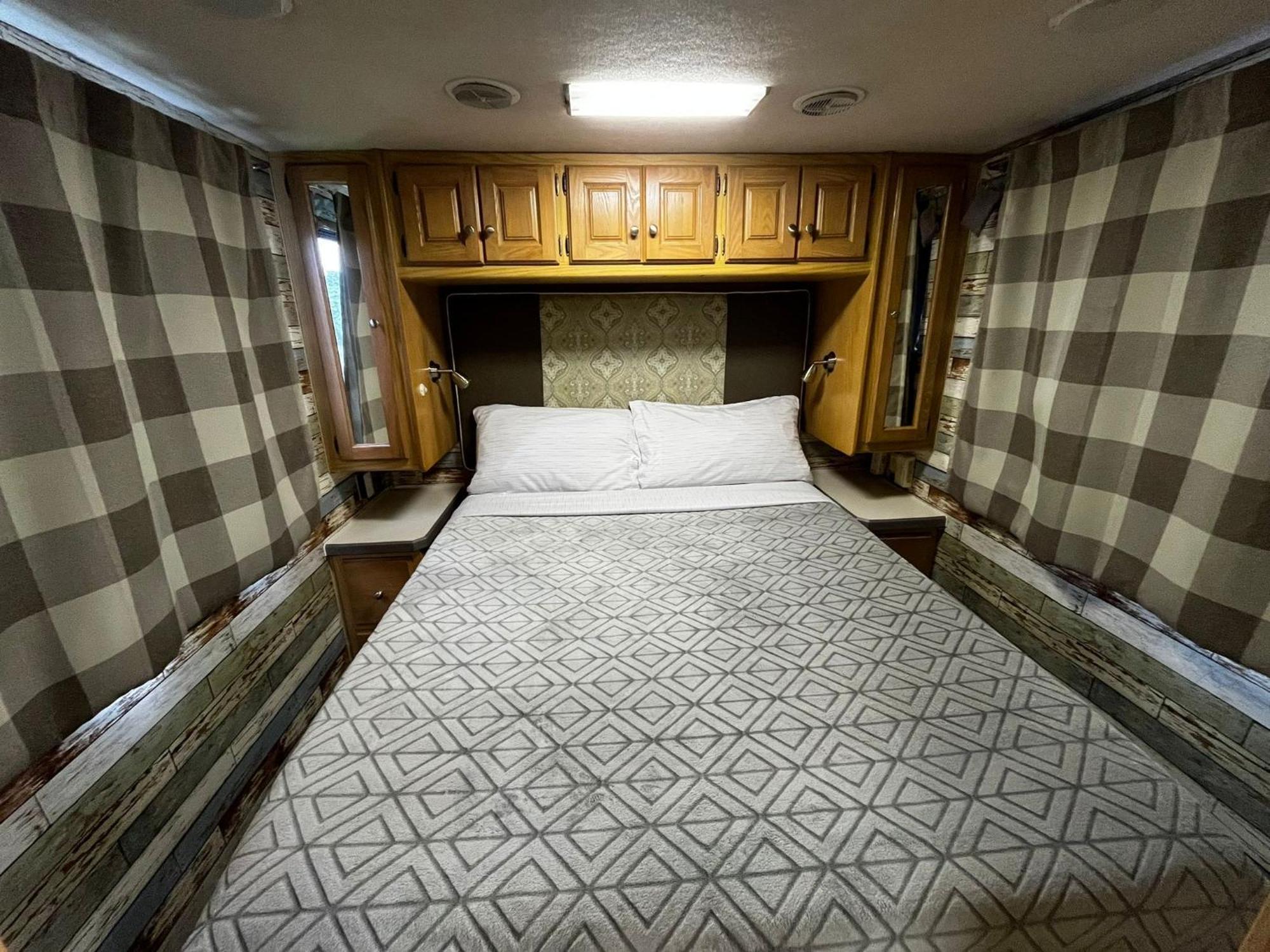 Remodeled And Comfortable Rv - Free Parking ميامي المظهر الخارجي الصورة