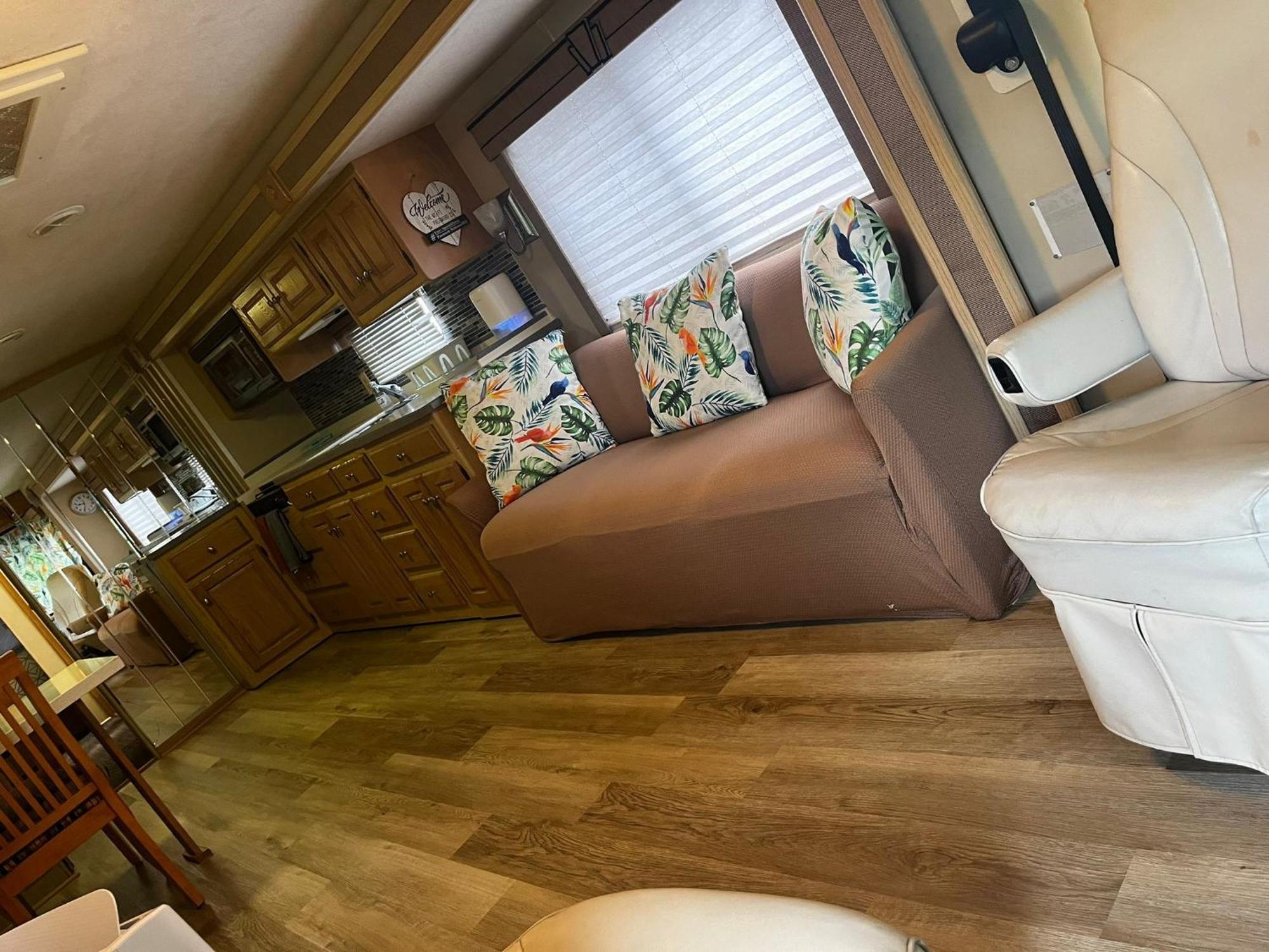 Remodeled And Comfortable Rv - Free Parking ميامي المظهر الخارجي الصورة