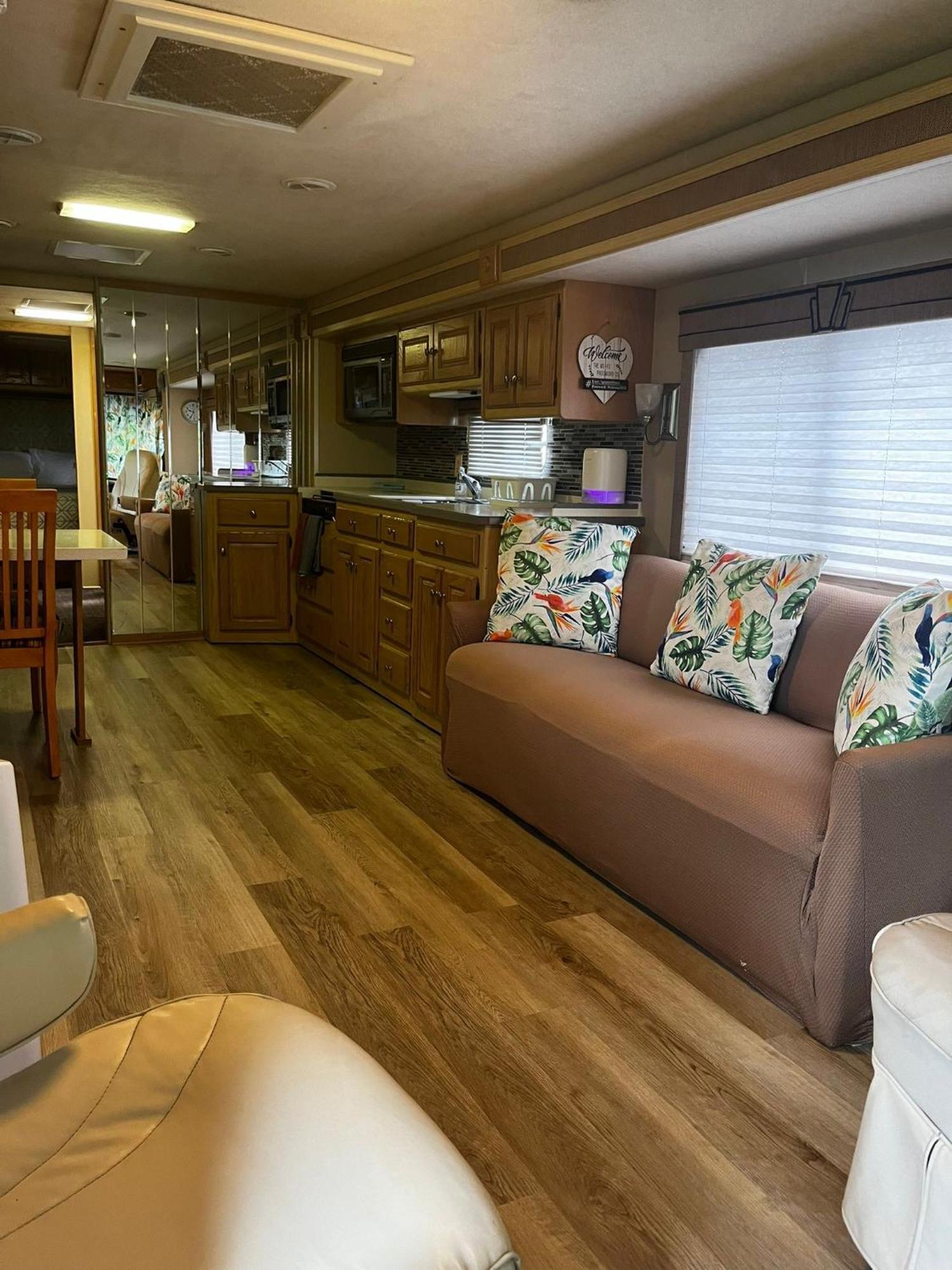 Remodeled And Comfortable Rv - Free Parking ميامي المظهر الخارجي الصورة