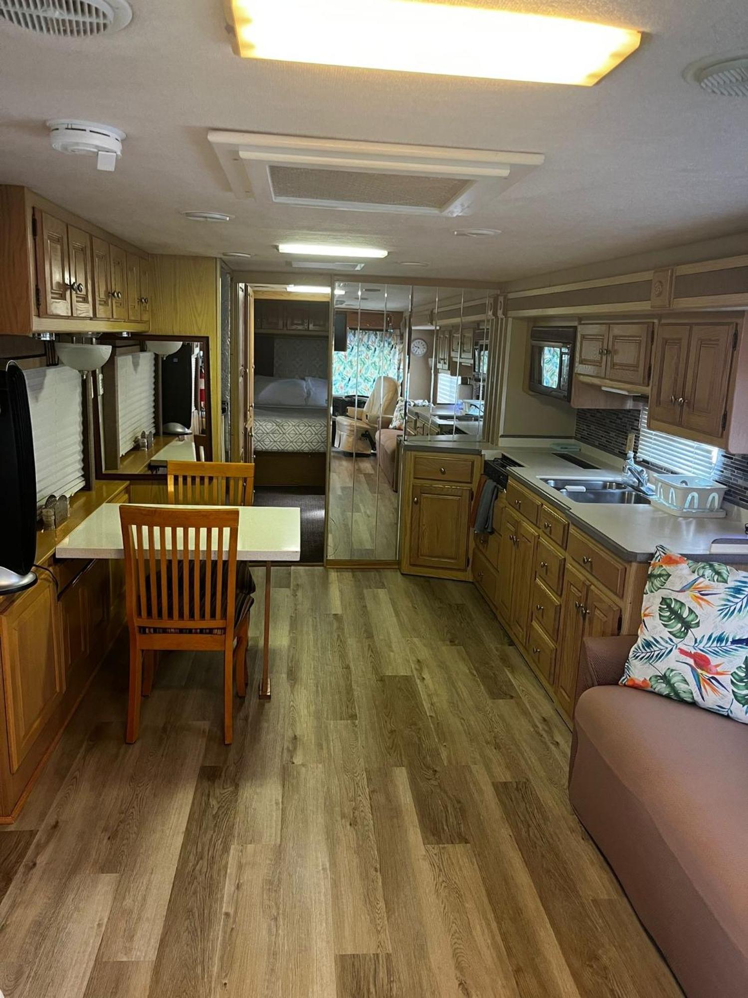 Remodeled And Comfortable Rv - Free Parking ميامي المظهر الخارجي الصورة